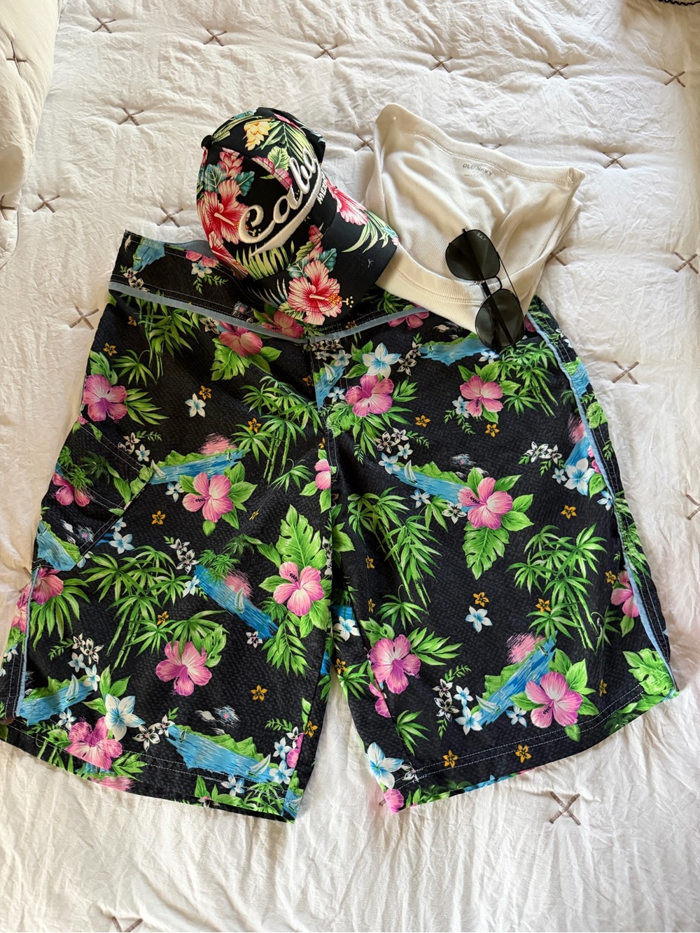 Vintage Pink Sands Bermuda Board Shorts - EUC